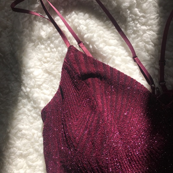 Short, Maroon, Sparkly Skater Dress. Size Small - Picture 4 of 4